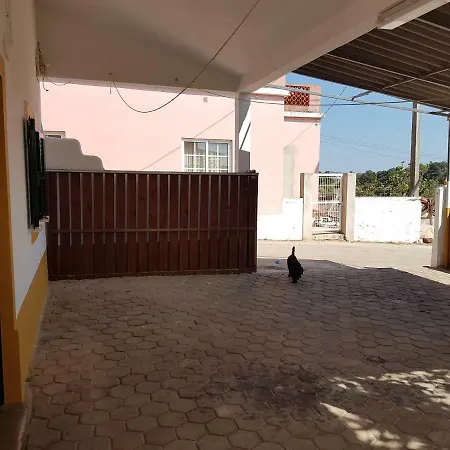 A Casa Do Arneiro * Salir