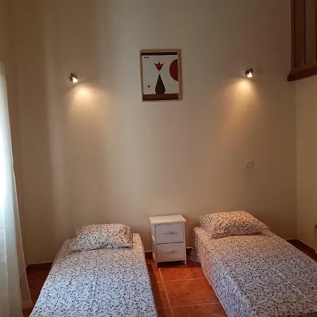 A Casa Do Arneiro * Salir